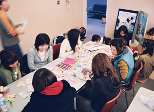 イベント直前の留学生達による準備風景